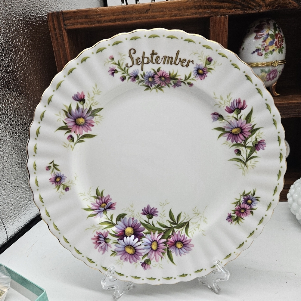 Royal Albert SEPTEMBER plate